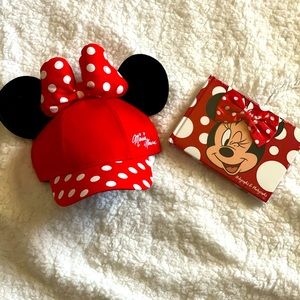 Minnie Mouse Hat with Ears and Autograph Book